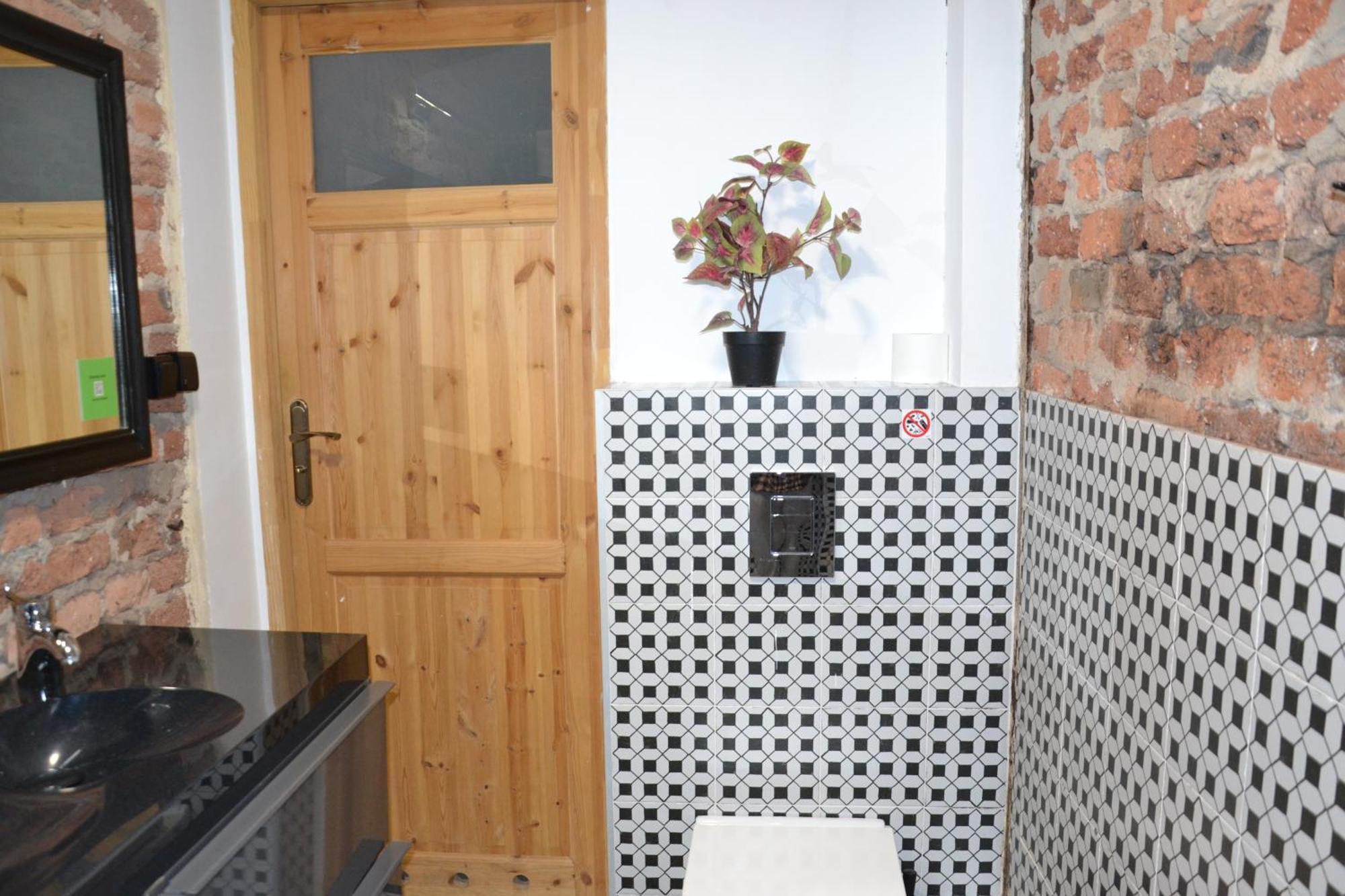 Flores Apartament Katowice Ngoại thất bức ảnh